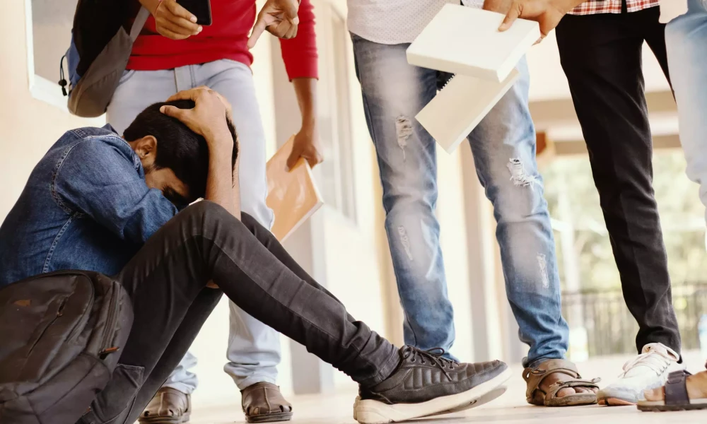 Πάτρα: 16χρονος θύμα ξυλοδαρμού από ανηλίκους... Του έσπασαν την γνάθο!